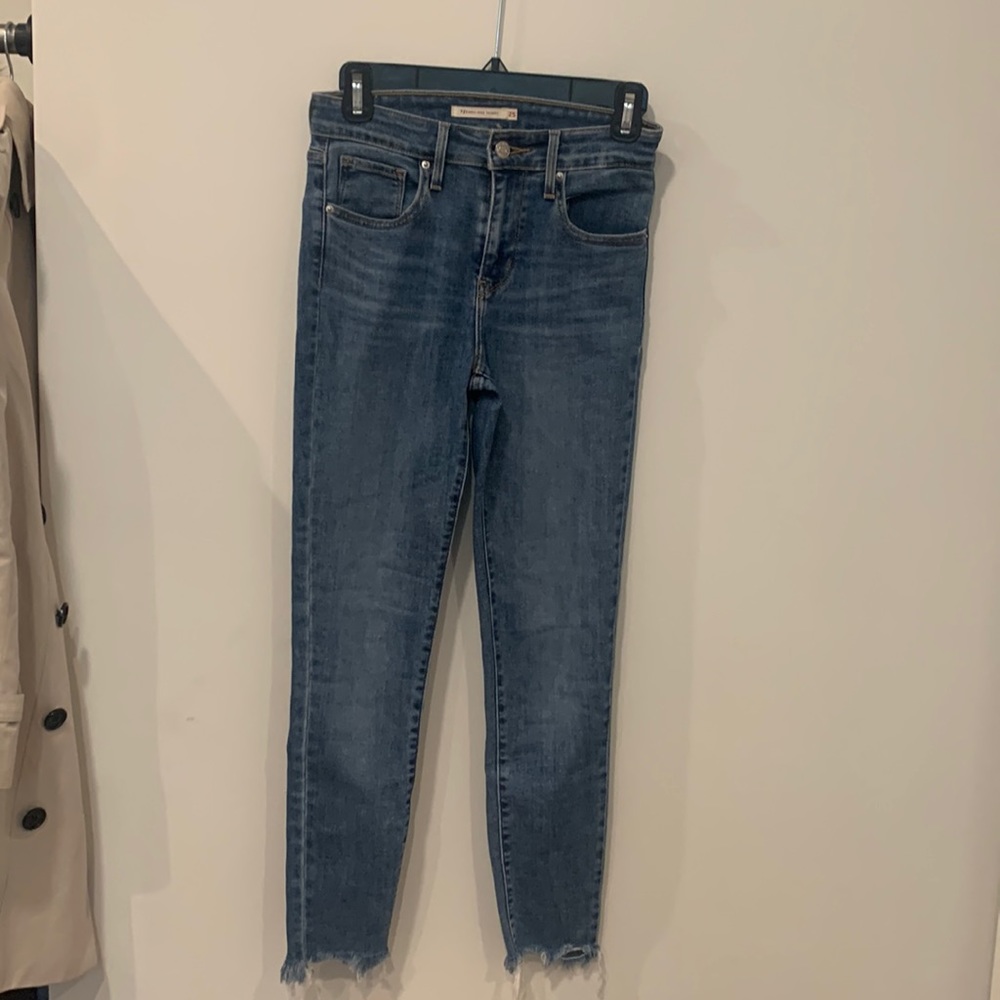 Levi’s high rise skinny crop